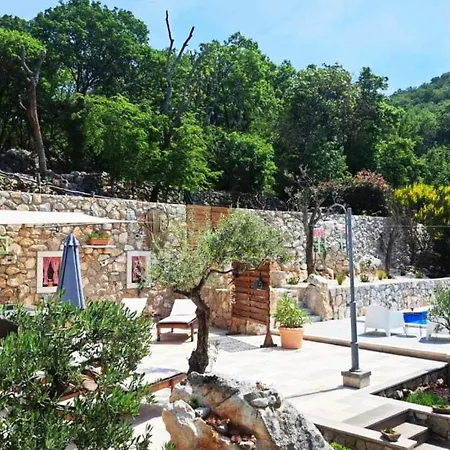 Villa Imortele Aria With Pool By Guide