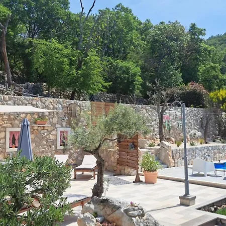 Imortele Aria With Pool By Guide Cres
