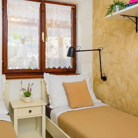 Imortele Aria With Pool By Guide Cres