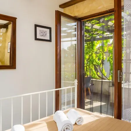 Imortele Aria With Pool By Guide * Cres