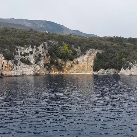 Villa Imortele Aria With Pool By Guide Cres