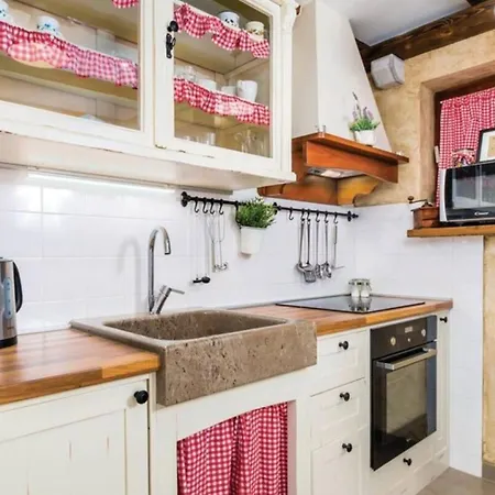 Imortele Aria With Pool By Guide Villa *